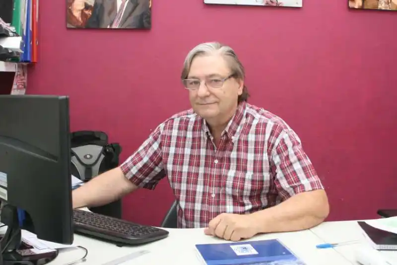 Sentís abogó por unas "PASO competitivas" en el peronismo