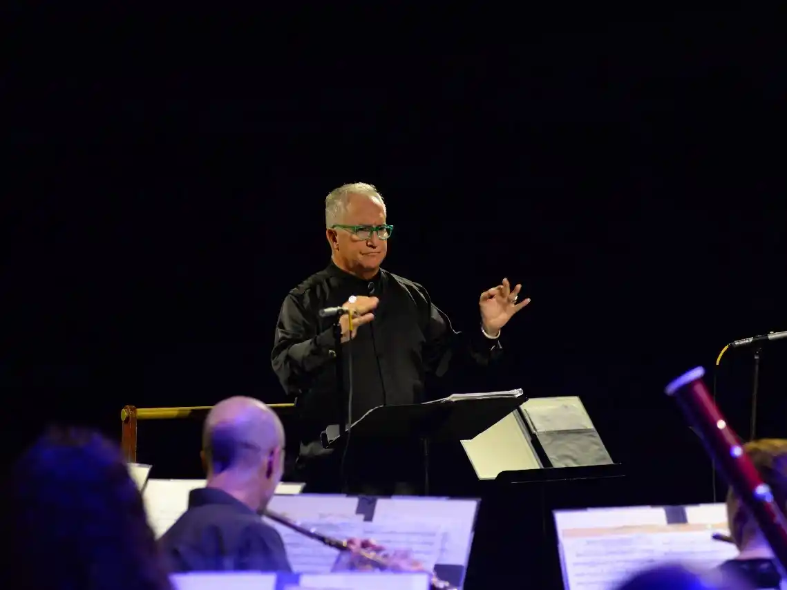 Para adquirir las entradas para mañana, la boletería estará abierta de 10 a 14 y de 17 a 21.