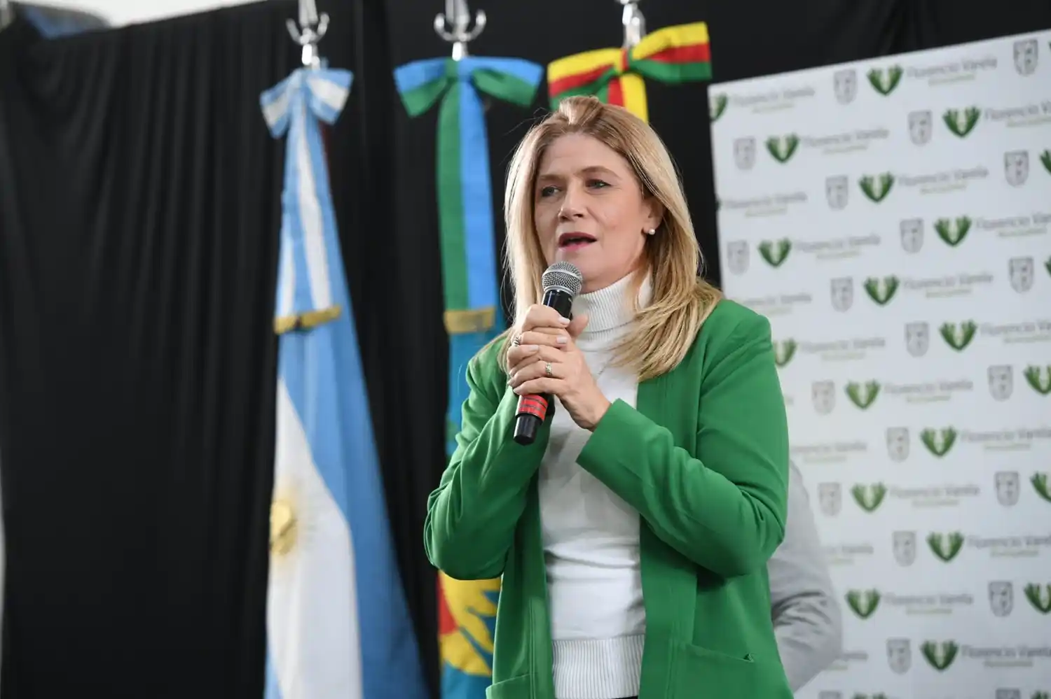 La vicegobernadora y presidenta del Senado en Florencio Varela.