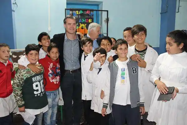 Alumnos y funcionarios celebraron un nuevo aniversario de la ciudad 