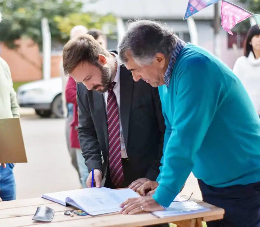 El intendente Azcué destacó los alcances del programa de participación ciudadana