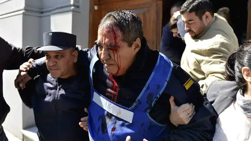 Imputarían a 40 ruralistas por los incidentes frente a Casa de Gobierno