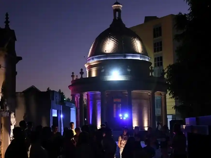 Espacios emblemáticos forman parte del recorrido nocturno.