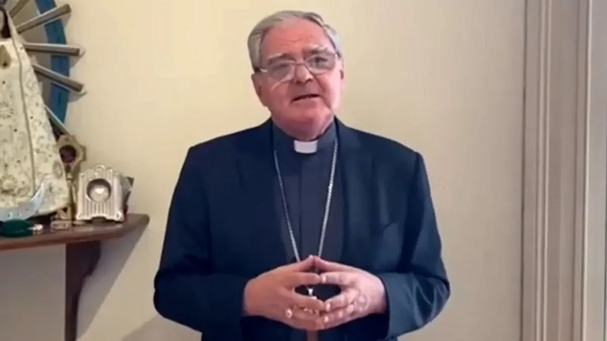 Monseñor Ojea, pidió hoy evitar la “indiferencia” ante la ola de despidos