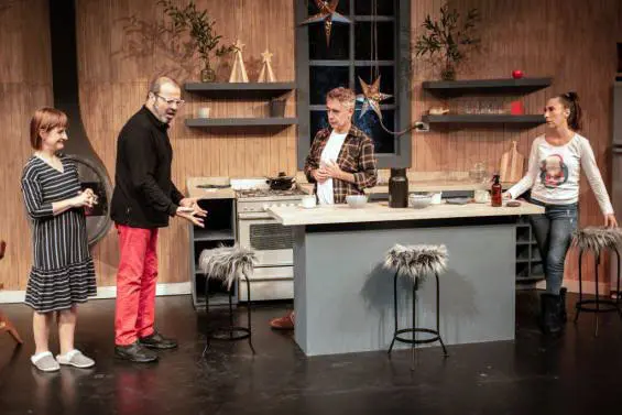 Entregan el Premio Municipal de Teatro