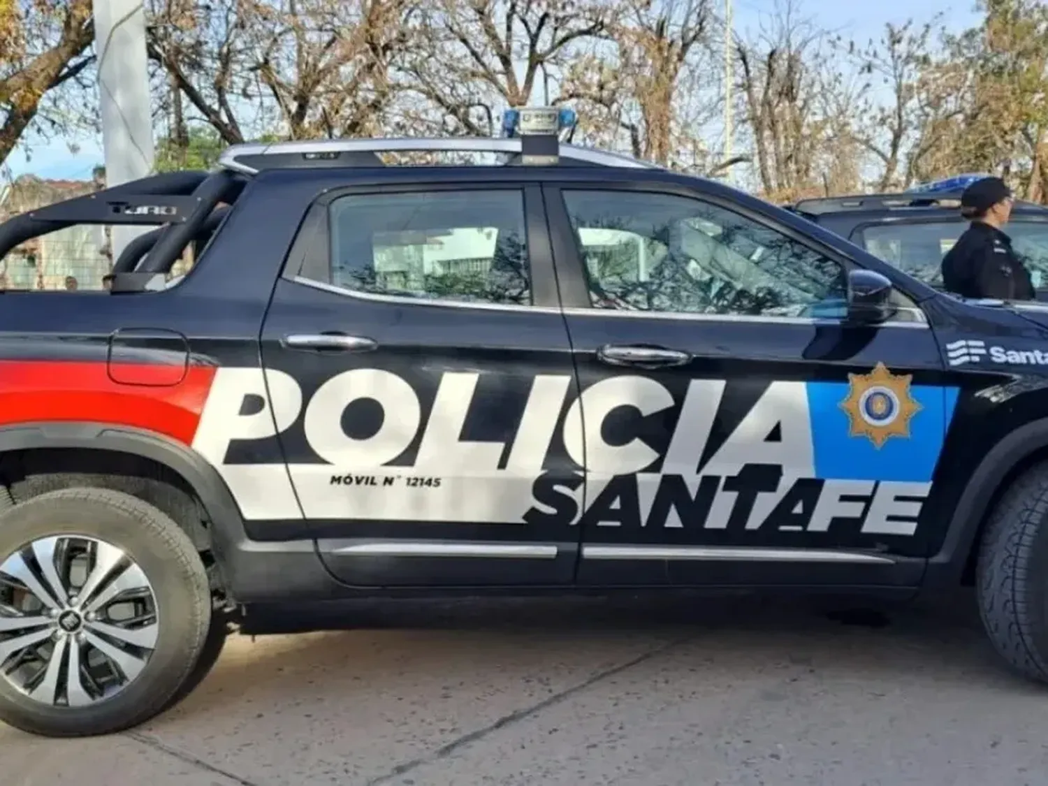 Un hermano del gobernador Maximiliano Pullaro fue asaltado en su casa del sur santafesino.