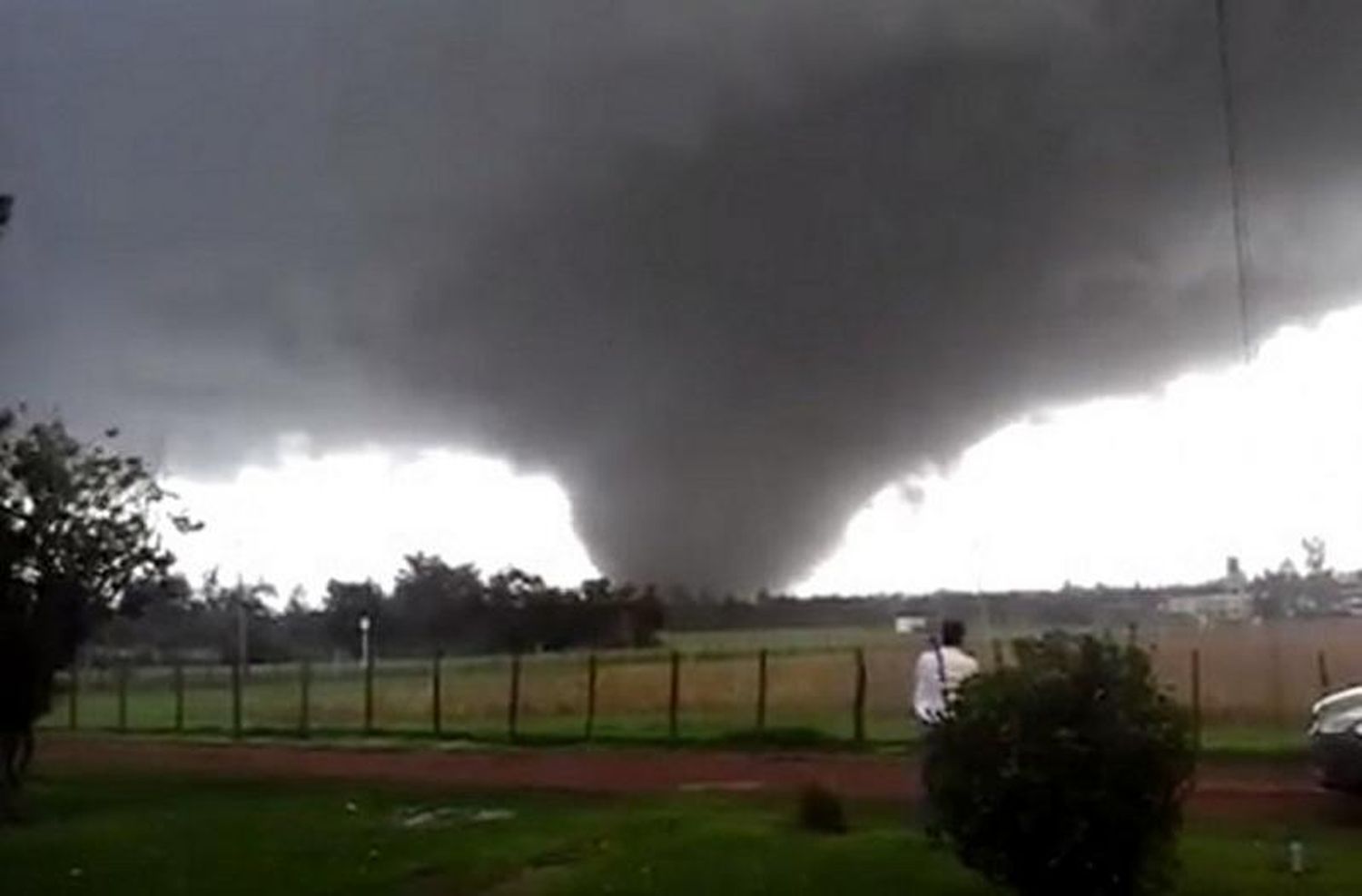Tornado en Uruguay: Hay cuatro muertos confirmados