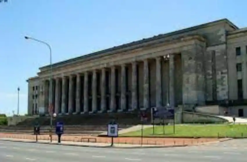 La UBA sigue entre las mejores universidades latinoamericanas en un ranking internacional: la UNR no figura