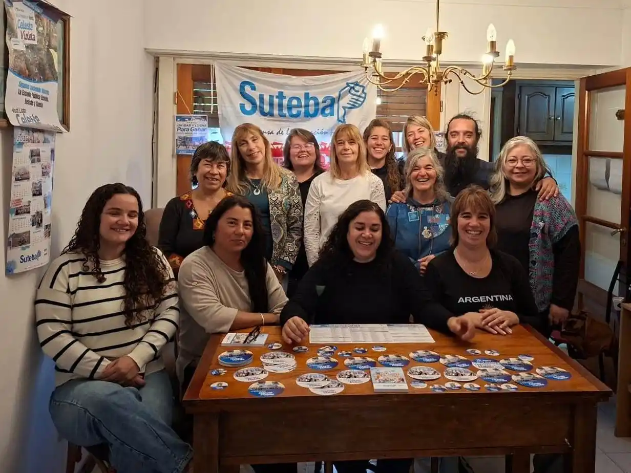 La agrupación, con participación de referentes y militantes, dio a conocer su propuesta basada en la necesidad de recuperar la paritaria nacional y mejorar las condiciones laborales de los docentes