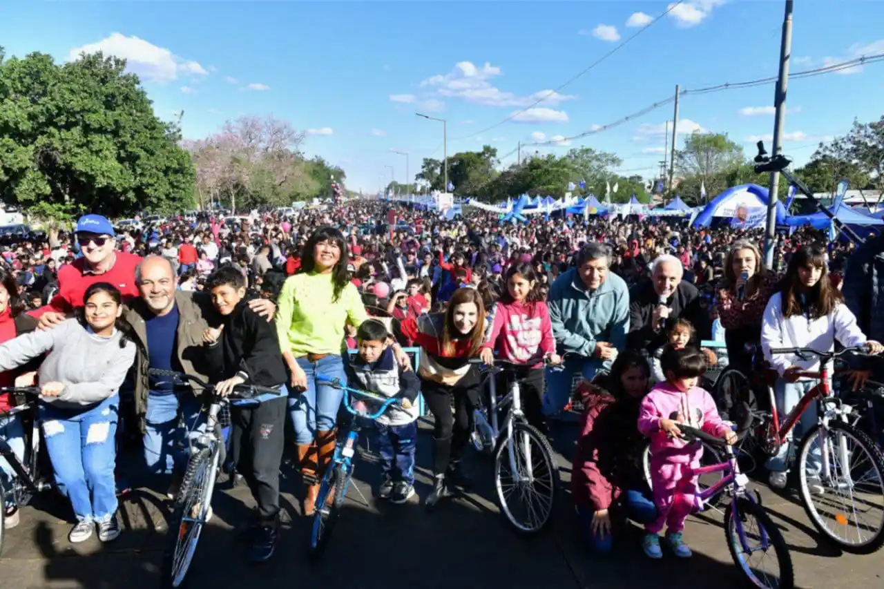 Con sorteos de bicicletas y shows en vivo, Formosa celebra el Día de las Infancias
