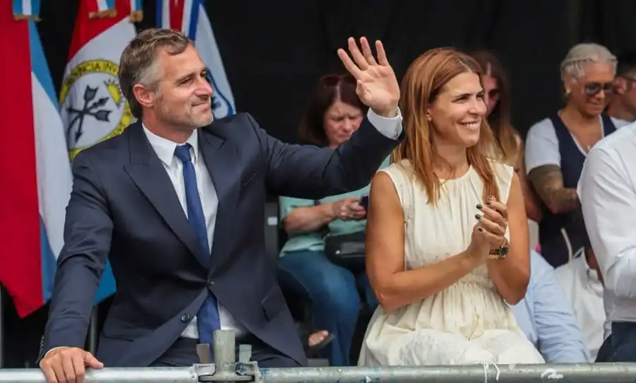 Peralta, junto a Achával, 