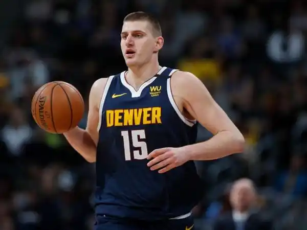 Jokic con otro récord, Spurs
de racha ante Thunder