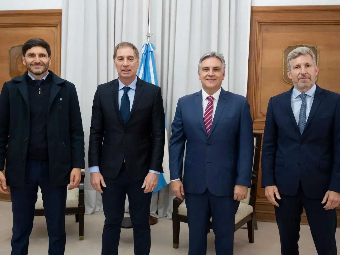 Pullaro se reunió con Santilli en la Casa Rosada junto a los gobernadores de Córdoba y Entre Ríos