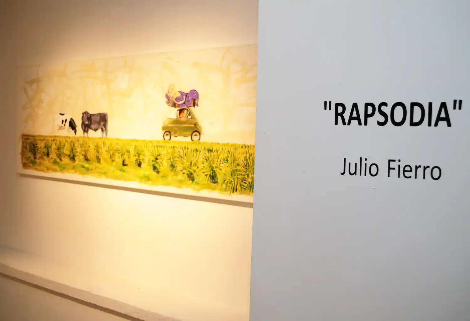 Se inauguró en Artemio la muestra del artista plástico Julio Fierro