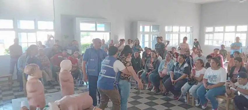 Talleres sobre Reanimación Cardiopulmonar fueron 
realizados en escuelas de Palo Santo y Potrero Norte