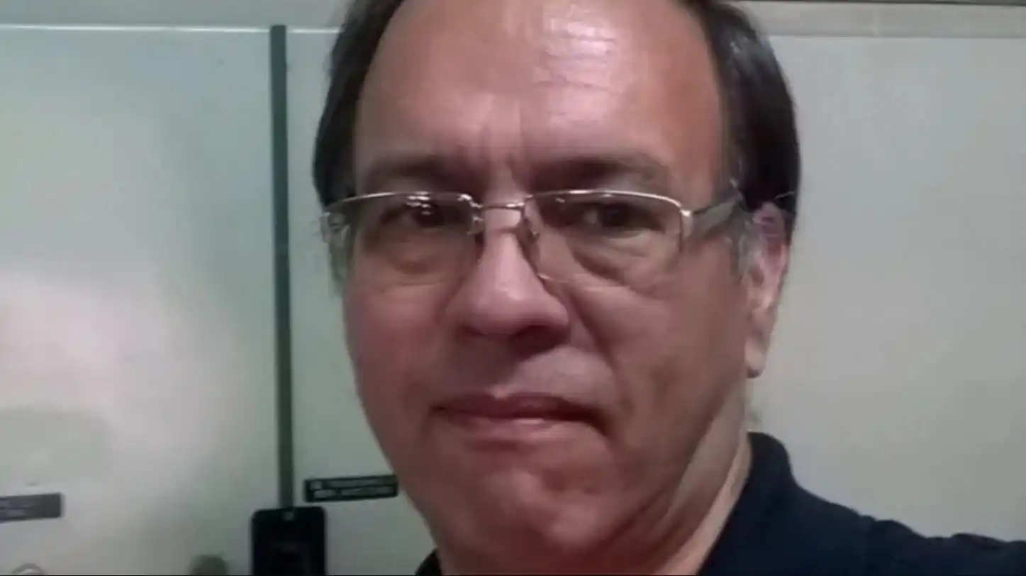 Acompañó a su hijo a la parada del colectivo y en el camino fue asesinado por motochorros