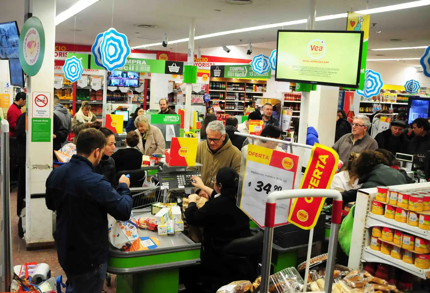 Volvió el descuento del Bapro con largas filas en el único supermercado adherido en Tandil