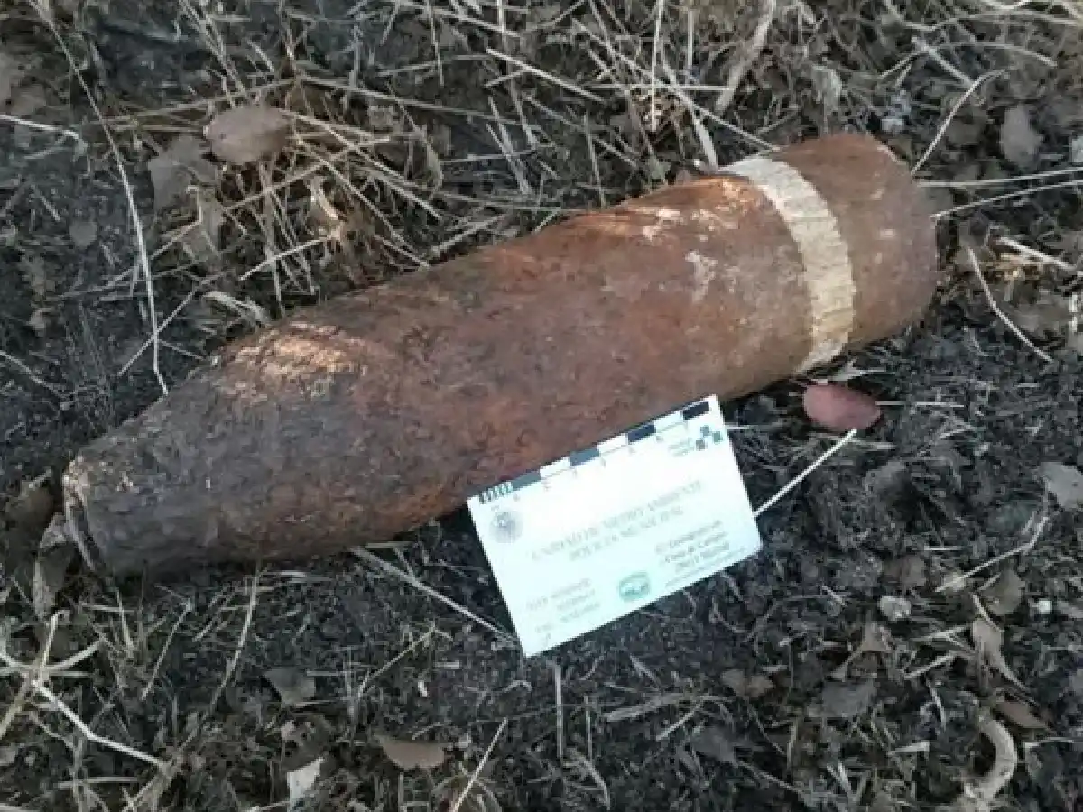 Freyre insólito: detonaron un proyectil de guerra hallado en un patio 