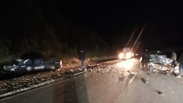 Choque frontal en Villa La Angosturas