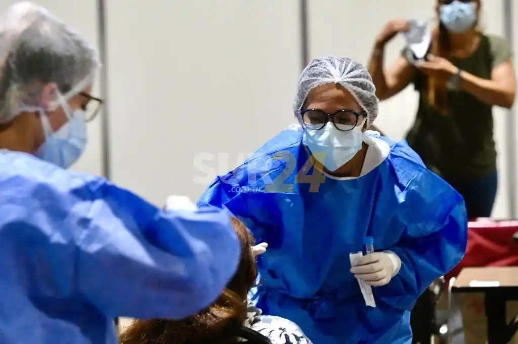 Por primera vez desde agosto, Argentina reportó más de 10.000 casos de Covid en una jornada