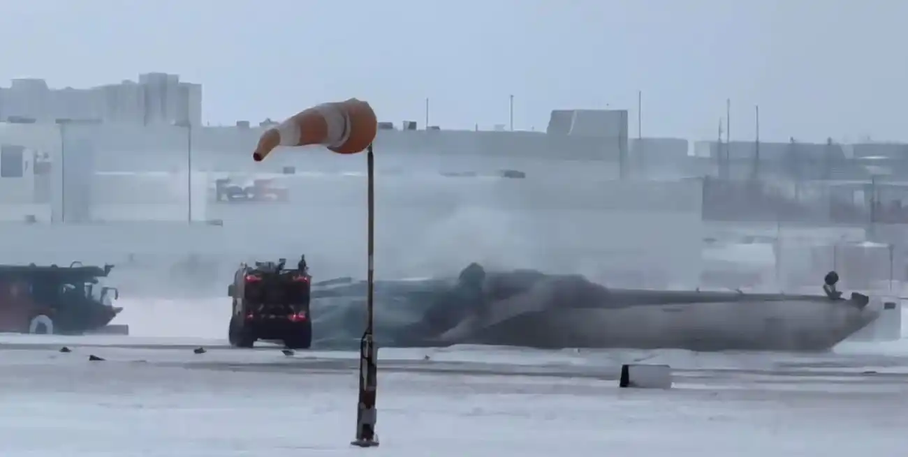 Al menos 17 personas resultaron heridas y fueron trasladadas a hospitales cercanos.