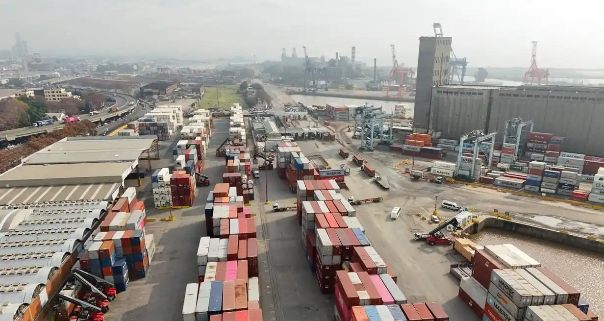 La nueva Agencia tendrá a su cargo definir la concesión de la Vía Navegable Troncal para garantizar la circulación de cargas. Foto: Fernando Nicola