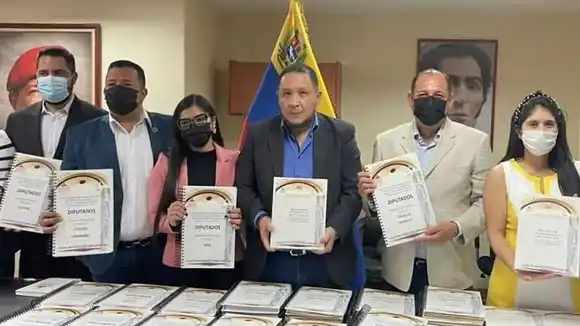 COMISIÓN DE ALACRANES anuncia culminación de investigaciones contra la AN de Juan Guaidó