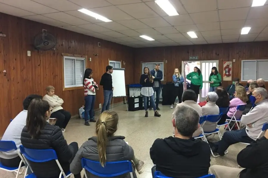 Gran interés ciudadano en los talleres de huerta