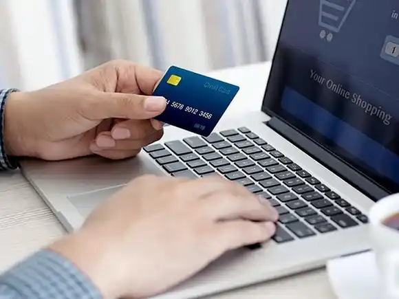 Estafas: la provincia brindó recomendaciones para evitar fraudes durante compras en línea