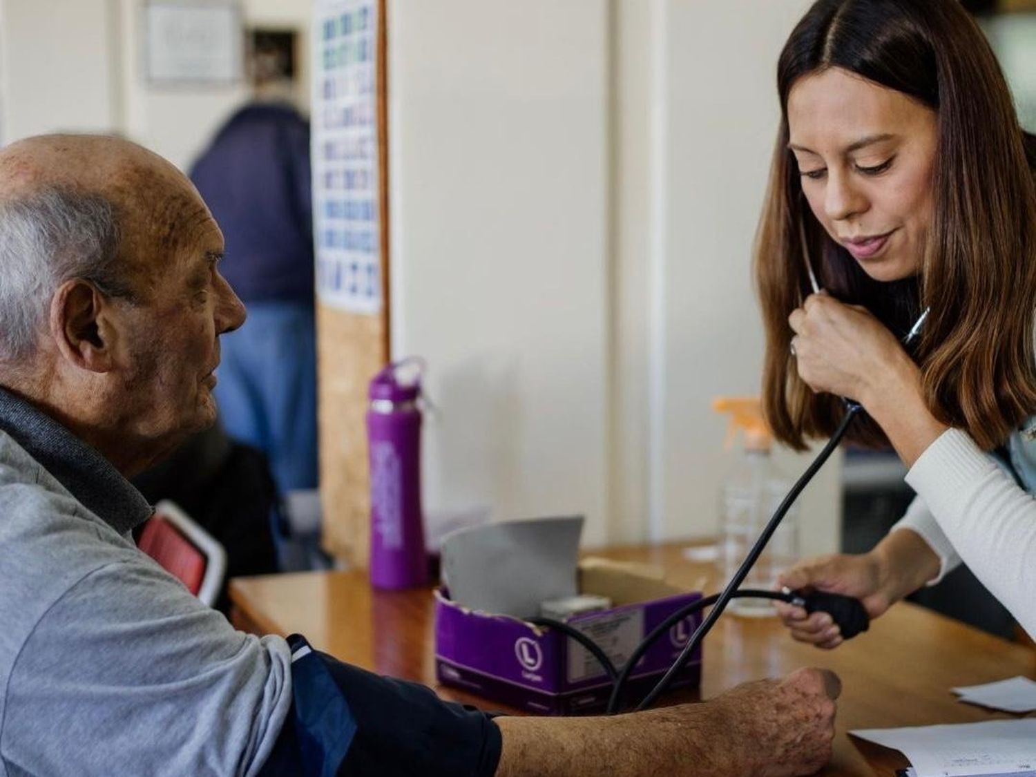 Se realizarán controles voluntarios de presión arterial, habrá vacunación de calendario, testeos de VIH y Sífilis, controles odontológicos, gestión de turnos para los centros de salud y se aplicarán vacunas antirrábicas para animales.