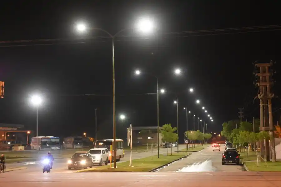 El municipio continúa con el recambio de luminarias