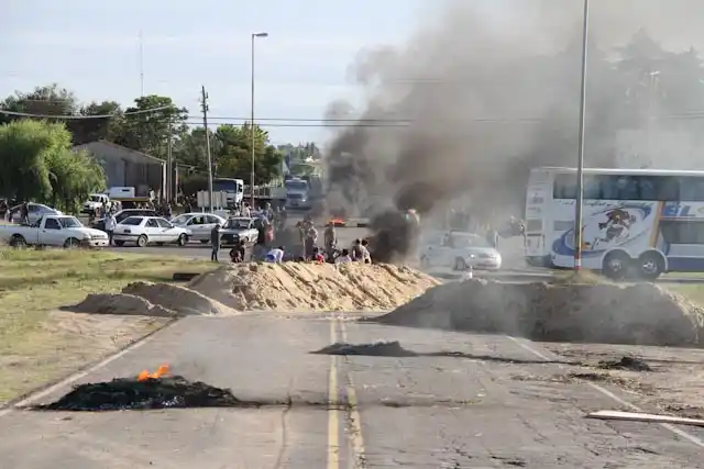 Accidente fatal en San Pedro: Vecinos habían advertido a Scioli por el estado de la Ruta Provincial 1001