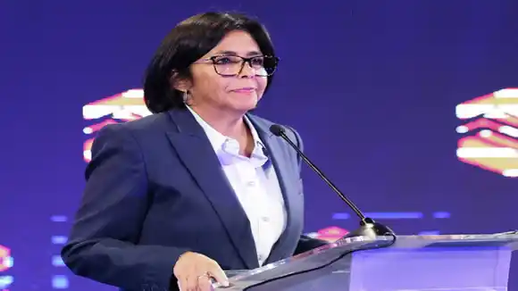 Delcy Rodríguez pide en cumbre CELAC-UE que las sanciones sean levantadas