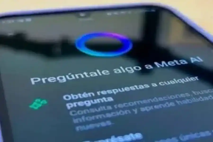 ¿Por qué recomiendan desactivar el Meta IA de WhatsApp y cómo hacerlo?