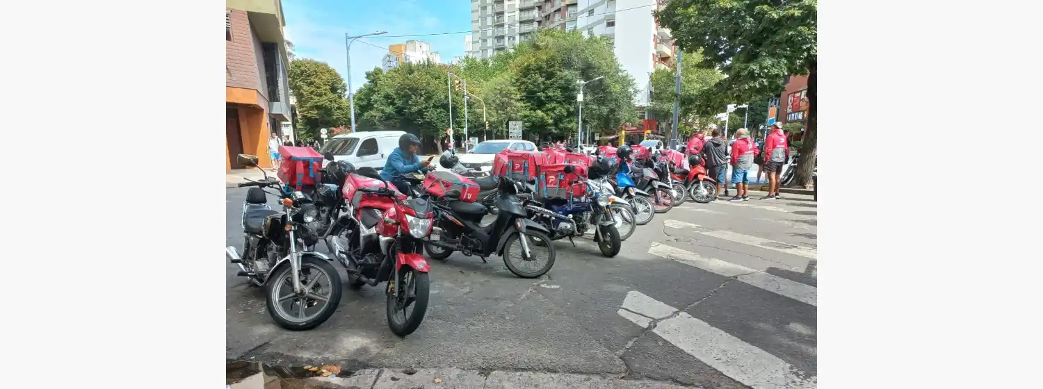 Repartidores se manifestaron por el caso de la repartidora baleada: “Estamos muy complicados”