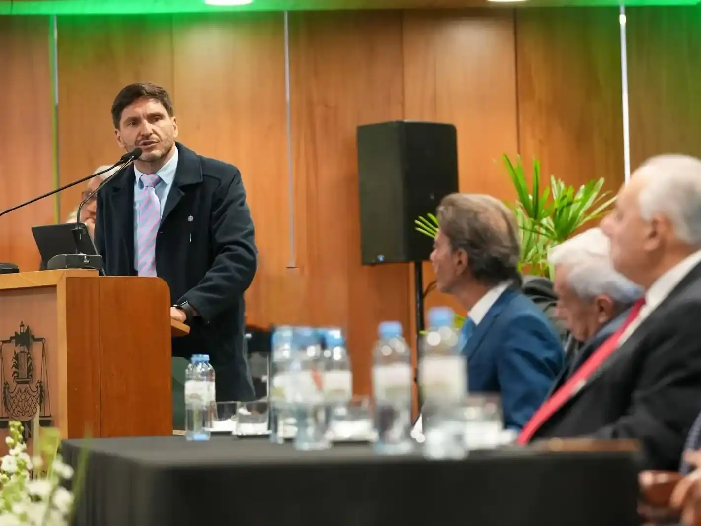 Pullaro encabezó el acto acompañado del presidente de la Corte Suprema de Justicia de Santa Fe, Rafael Gutiérrez.