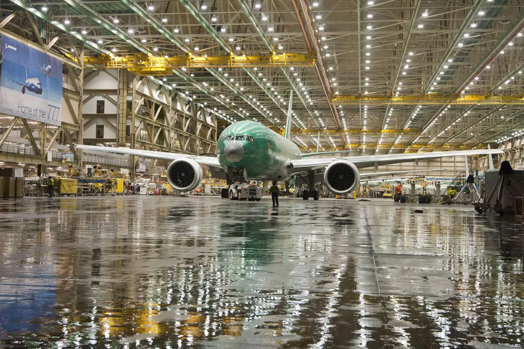 Boeing lanza el 777X con récord de pedidos