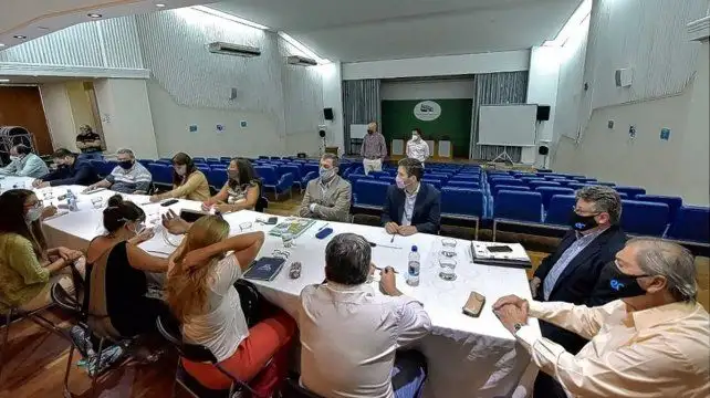 Agmer rechazó la propuesta del Gobierno por "inaceptable"