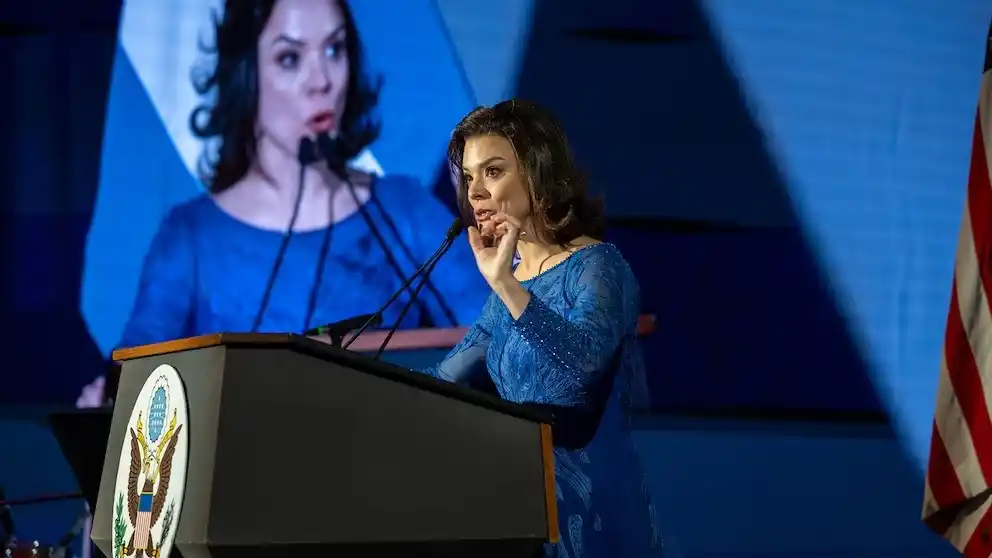 La embajadora Abigail L. Dressel encabezó los festejos por el Día de la Independencia de los Estados Unidos