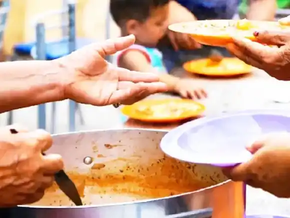 Una familia tipo necesita ingresos de al menos $1.110.624 por mes