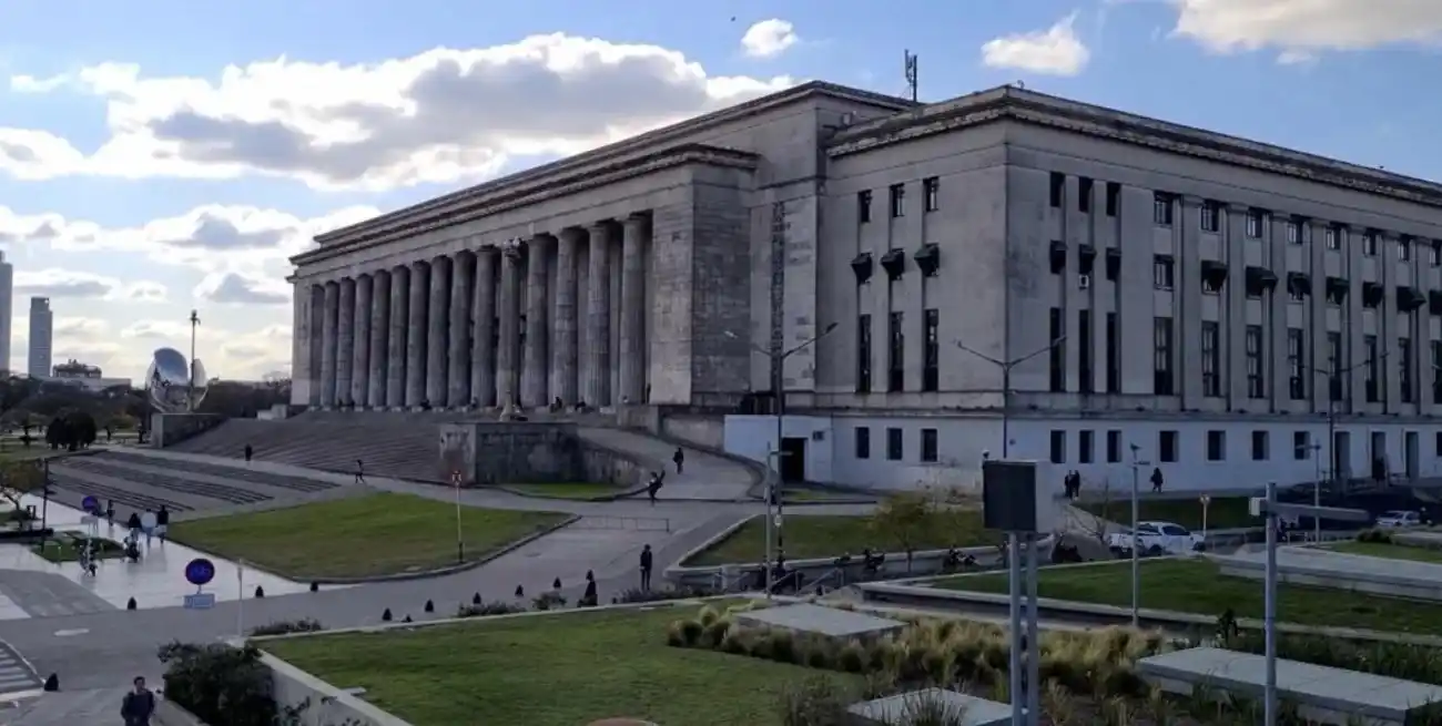 Derecho y Odontología bajo la lupa.