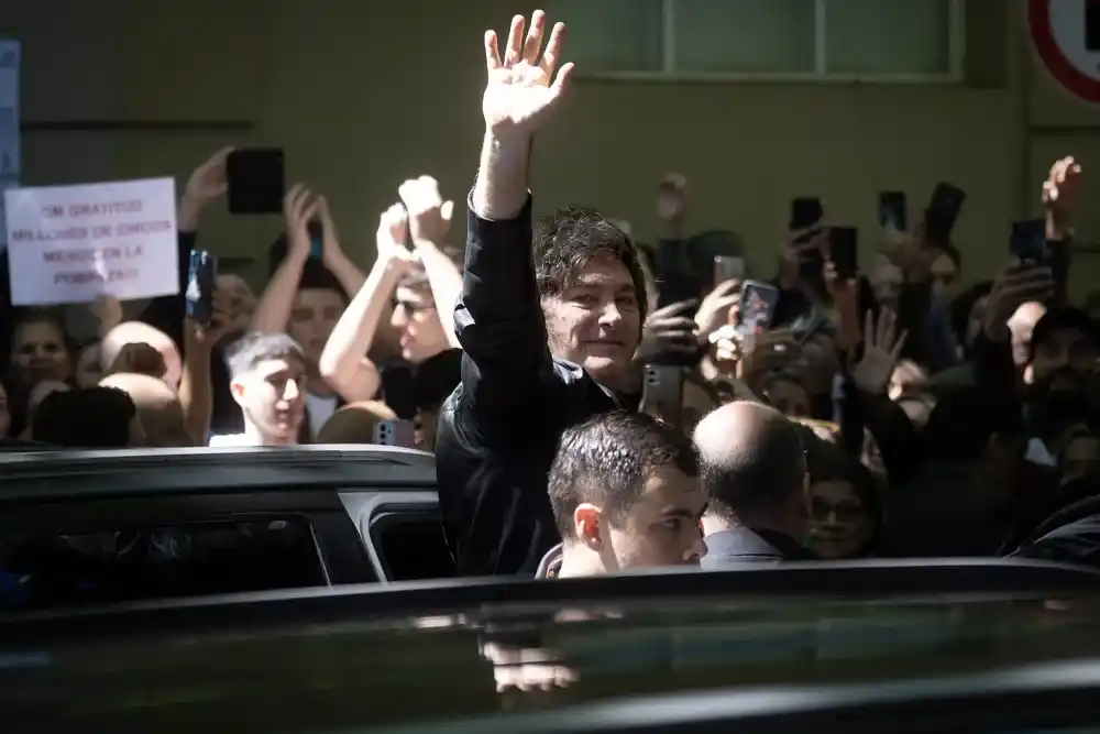 Gran triunfo de La Libertad Avanza: se impuso en casi todo el país, inclusive en territorio bonaerense