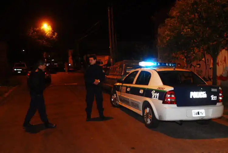 Balean a jugador de Banfield en un intento de robo en José Mármol