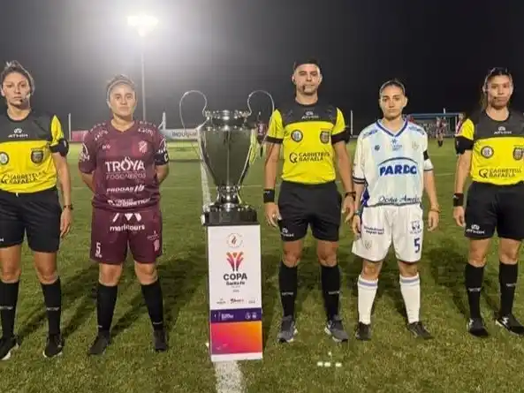 1 a 1 para la Crema y el "9" en el inicio de la rama femenina de la Copa Santa Fe de fútbol.