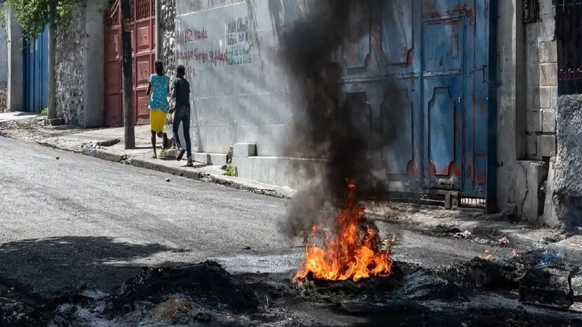 LA VIOLENCIA PANDILLERA SIEMBRA LA MUERTE EN HAITÍ: la ONU cuenta 2.400 víctimas este año