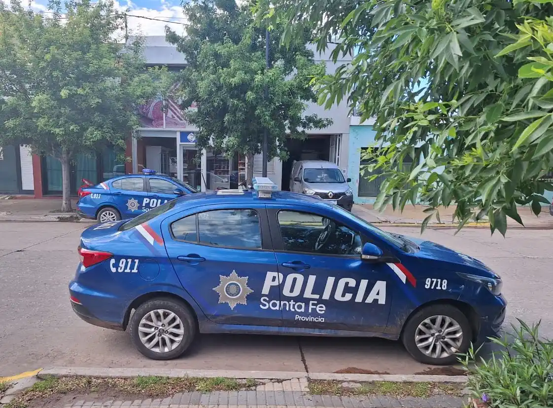 Desde temprano personal policial estuvo trabajando en el lugar del hecho.