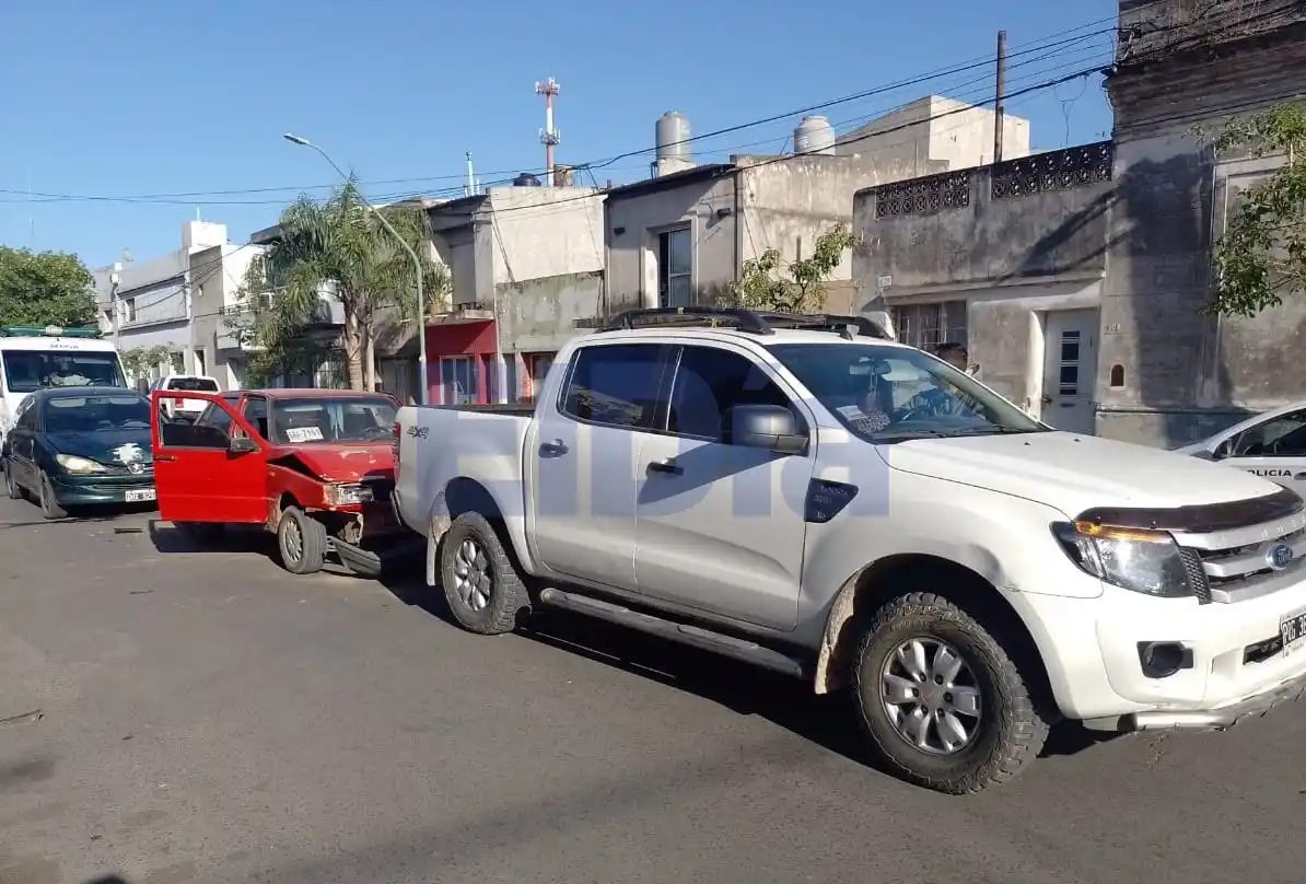 Un choque múltiple terminó con una chiquita y su mamá lesionadas