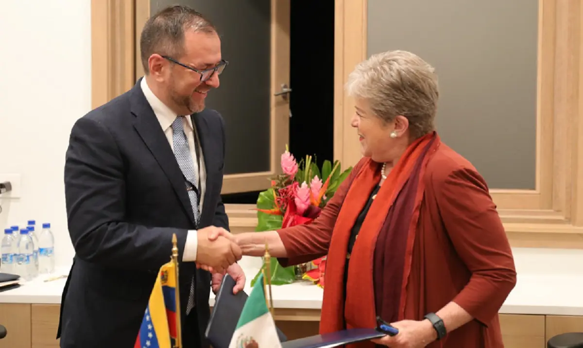 ¡PLAN VUELTA A LA PATRIA! Venezuela y México firman acuerdo para devolver a migrantes venezolanos