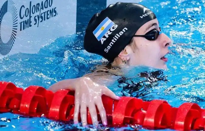 La nadadora del Sport, Malena Santillán