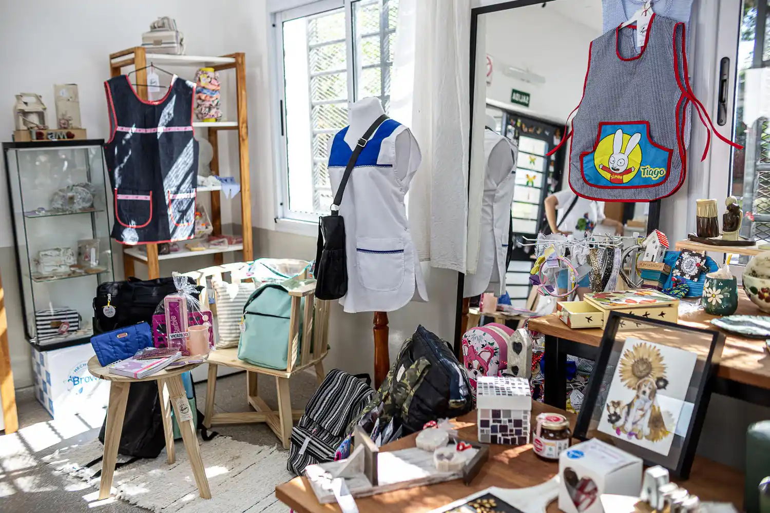 Almirante Brown: El Municipio de lanzó el programa “Vuelta al Cole” con beneficios en la compra de útiles